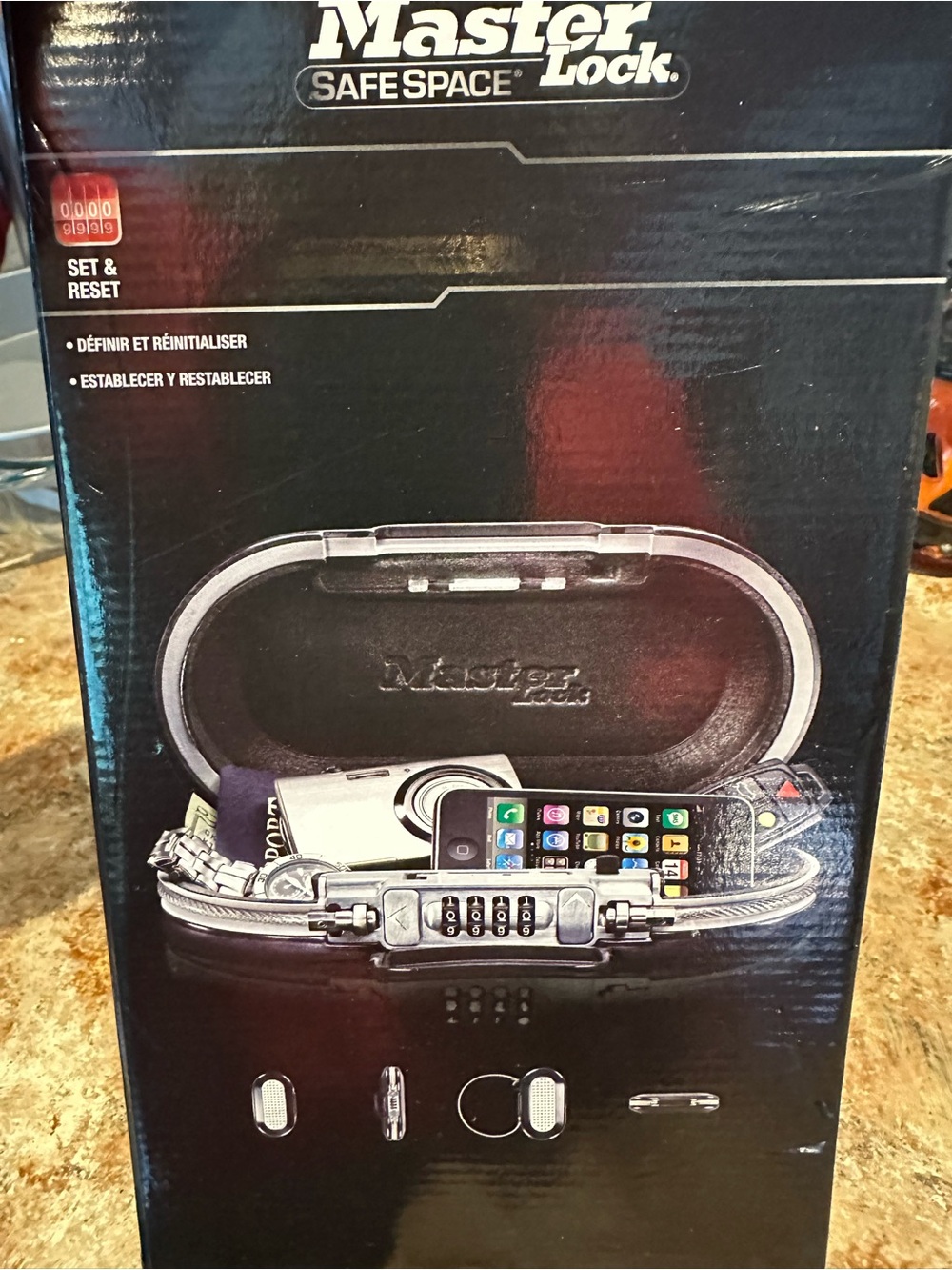 Master Lock SafeSpace Portable Combination Safe - Picture 3 of 5